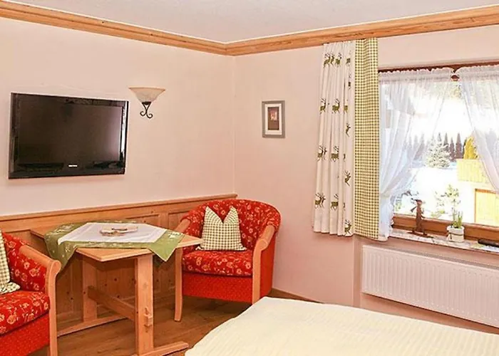Konukevi Pension Alpenblick